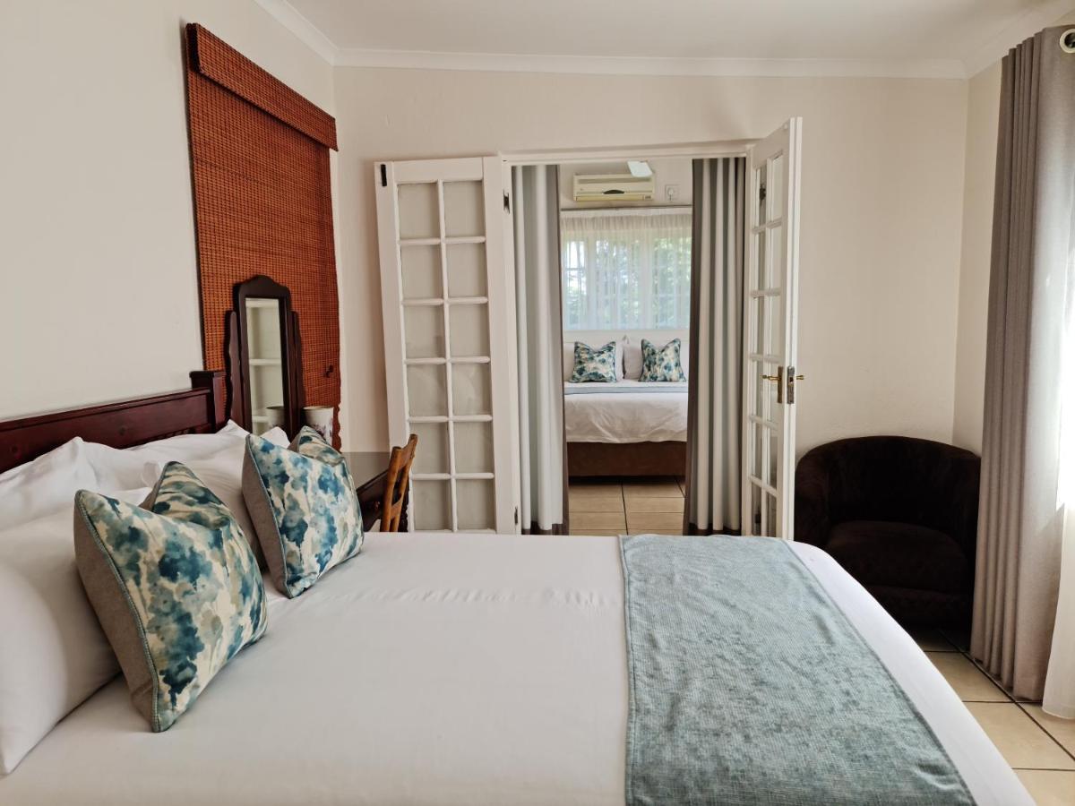 Peaches & Cream Bed & Breakfast เลดี้สมิธ ภายนอก รูปภาพ