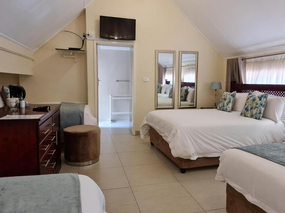Peaches & Cream Bed & Breakfast เลดี้สมิธ ภายนอก รูปภาพ
