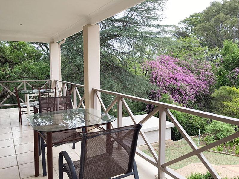 Peaches & Cream Bed & Breakfast เลดี้สมิธ ภายนอก รูปภาพ